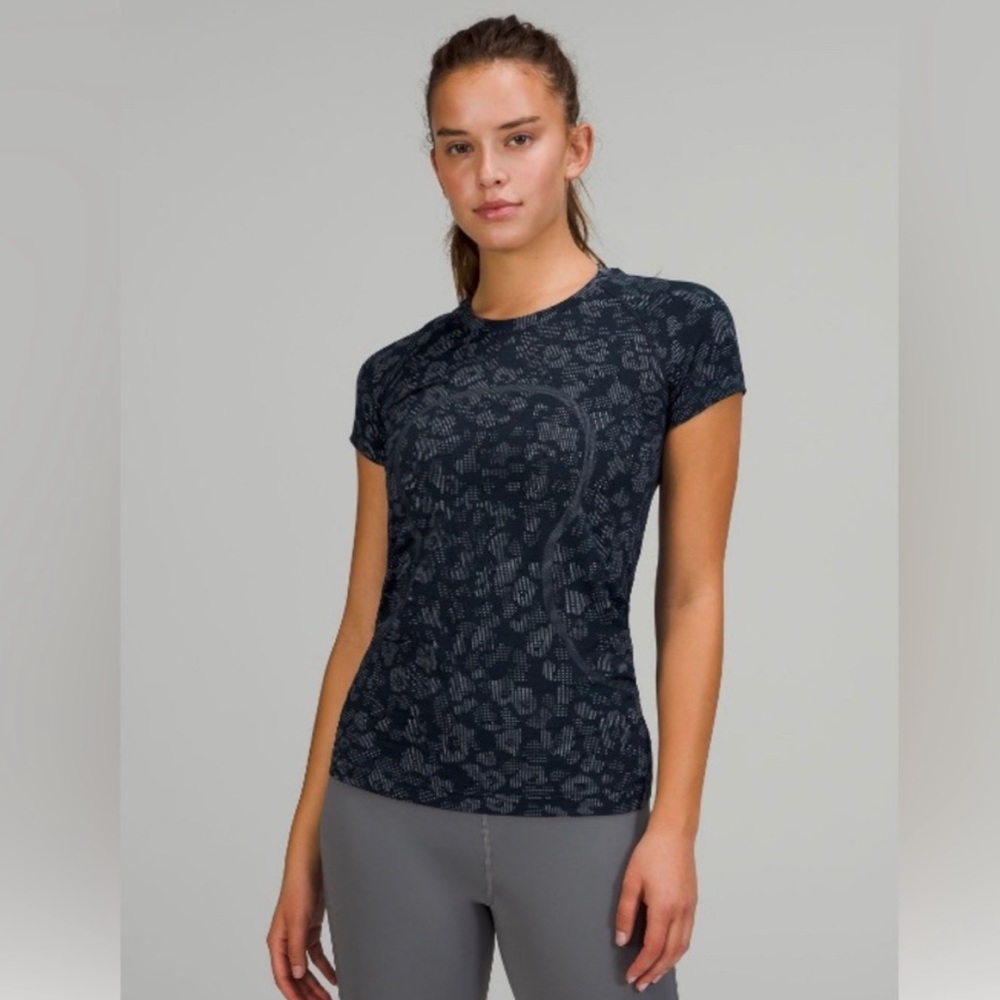 🍋 Lululemon Swiftly tech short sleeve